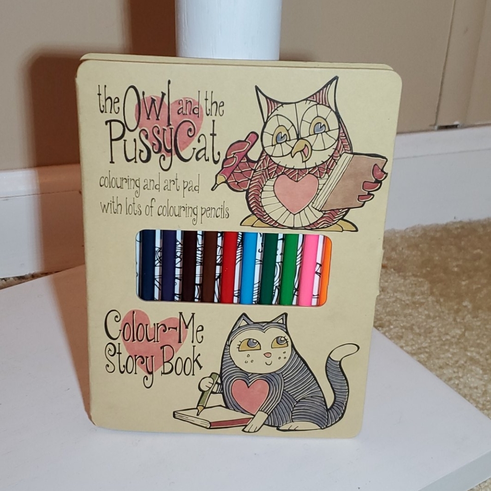 Colour-Me Story Book/ Owl & the Pussycat Art Pad